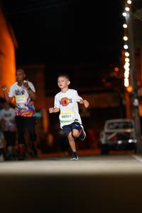 BIB: 90001
                            <button type="button" onclick="openModal(21743322)" class="btn btn-primary btn-sm float-right btn-popup" data-toggle="modal" data-target=".modal-high-quality">
                        <i class="fas fa-shopping-cart"></i> Add to Cart
                    </button>
                                            <button type="button" onclick="isThisMe(21743322, true)" class="btn btn-success btn-sm float-right btn-popup btn-isme hidden" data-toggle="tooltip" data-placement="bottom" title="นี่คือรูปของคุณใช่ไหม คลิกที่นี่เพื่อเอาเข้าอัลบั้ม">
                        <i class="fas fa-plus"></i> Add to album
                    </button>
                    <button type="button" onclick="isThisMe(21743322, false)" class="btn btn-warning btn-sm float-right btn-popup btn-isnotme hidden">
                        <i class="fas fa-ban"></i> Remove from album
                    </button>